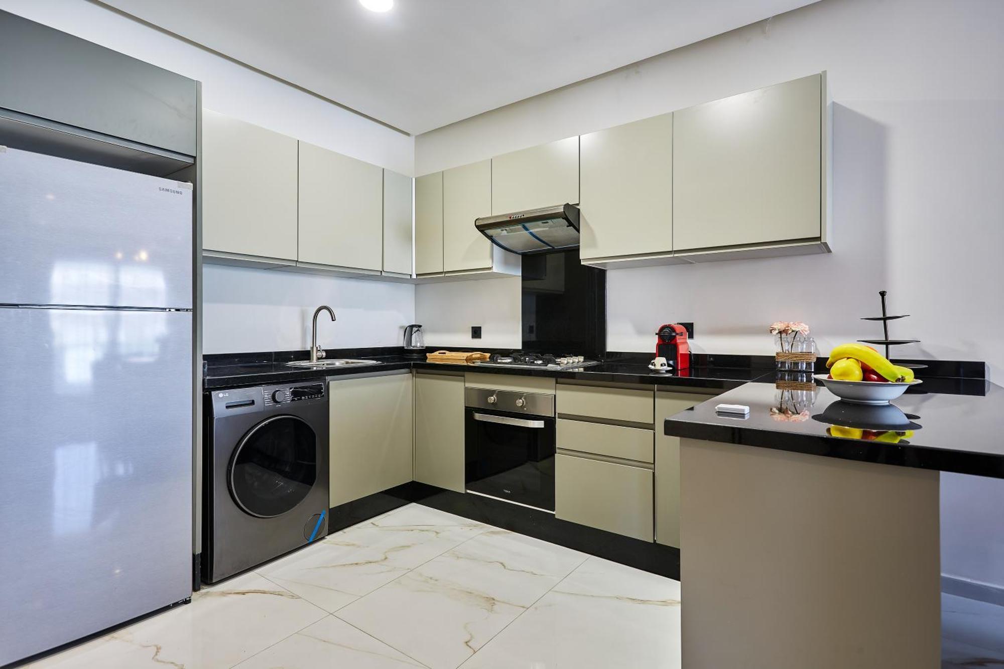 Sleek And Modern 2-Bed Unit In Downtown Casa Appartement Casablanca Buitenkant foto