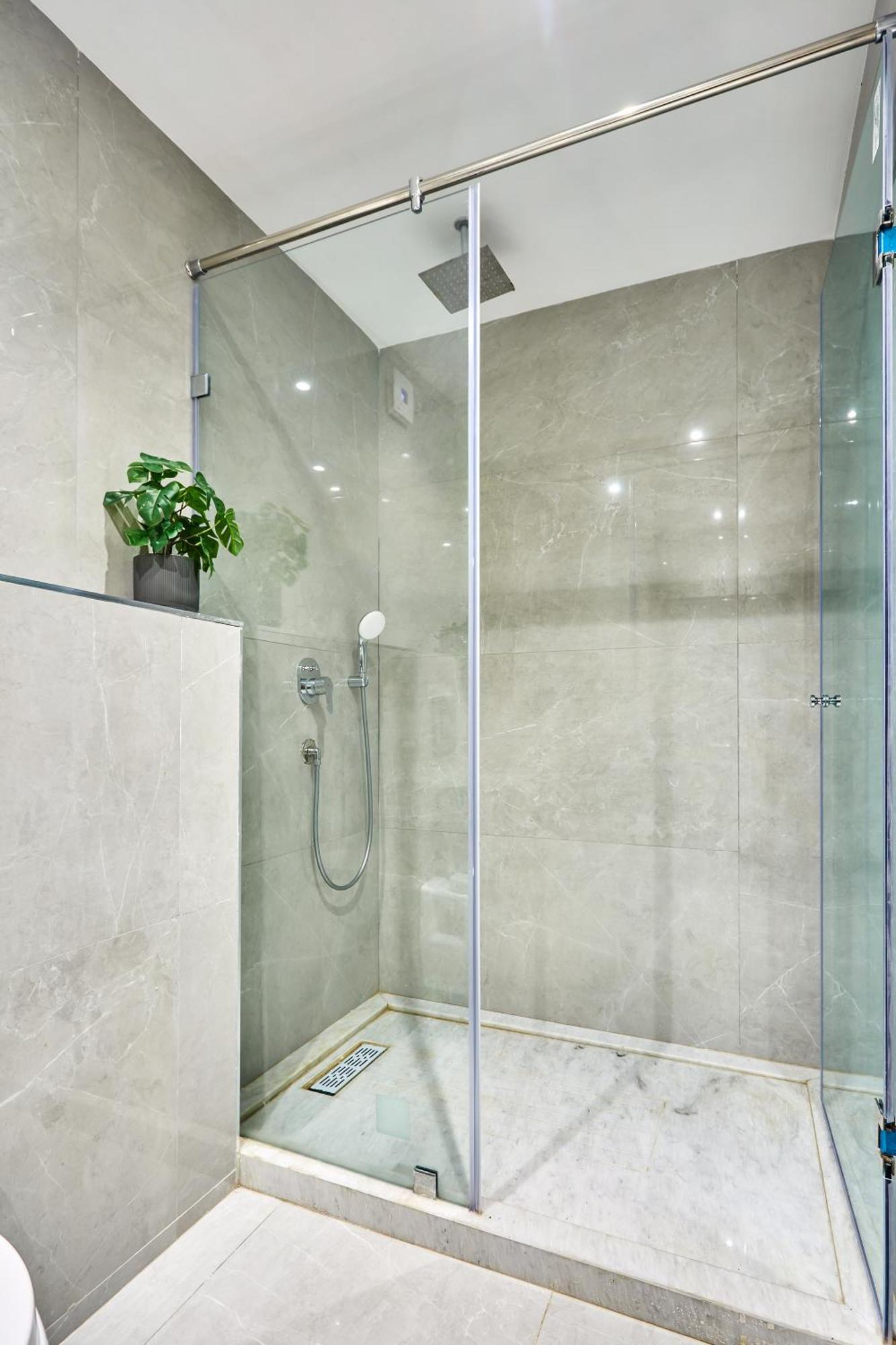 Sleek And Modern 2-Bed Unit In Downtown Casa Appartement Casablanca Buitenkant foto