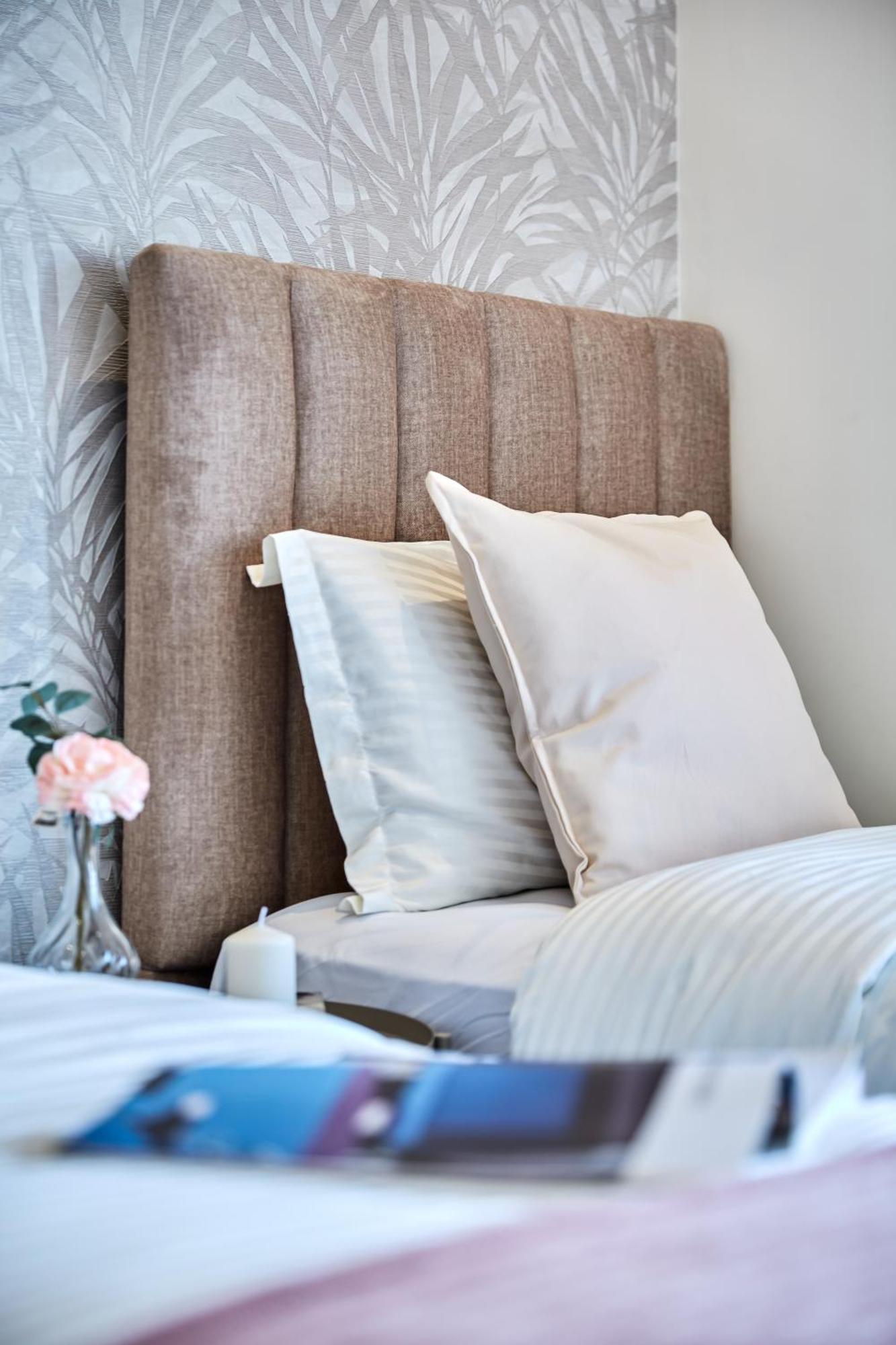 Sleek And Modern 2-Bed Unit In Downtown Casa Appartement Casablanca Buitenkant foto